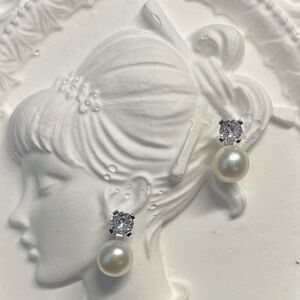 Freshwater Pearl Earrings | Brass | New